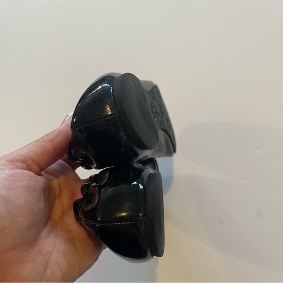 Tory Burch Reva Black Patent Leather Ballet Flats - Picture 3 of 6